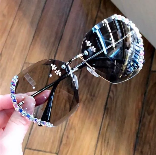 LUXURY SUNGLASSES 1