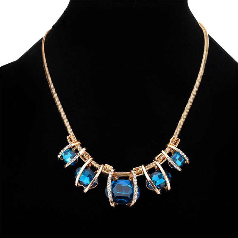 Vintage Exquisite Rhinestone Crystal Necklace